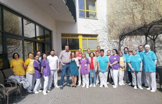 SeniorCentrum SeneCura Klamovka v Praze obhájilo prestižní certifikaci Vážka